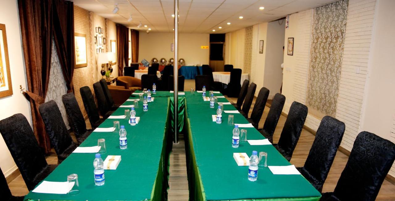 Ambassador Suites & Hotel Islamabad Buitenkant foto